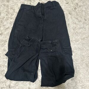 Aritzia black cargo pants
